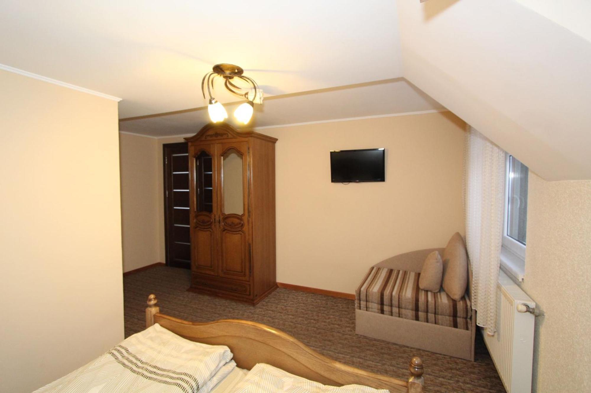 Затишний Міні-Готель "Rosky" Yasinya Chambre photo