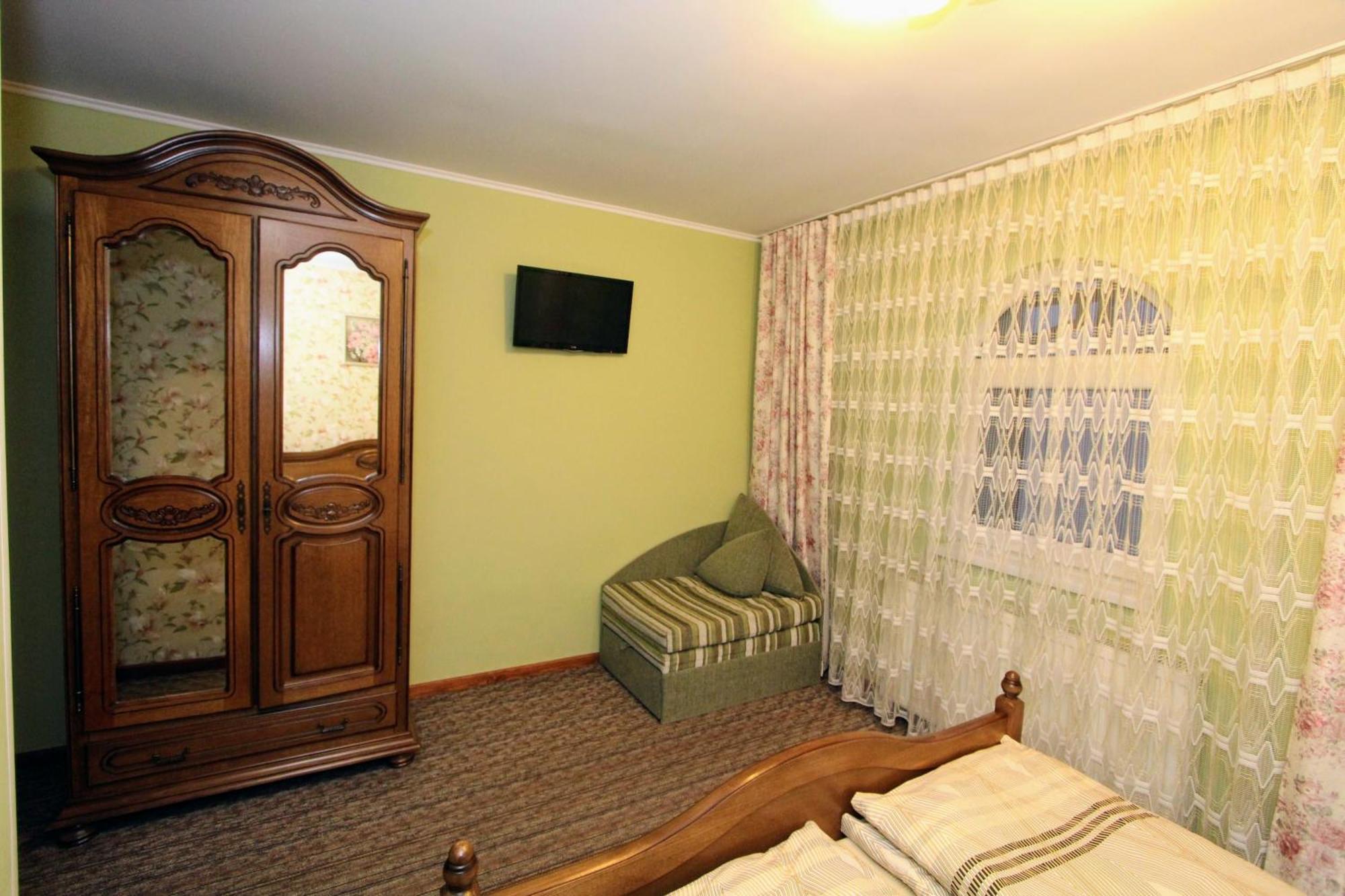 Затишний Міні-Готель "Rosky" Yasinya Chambre photo